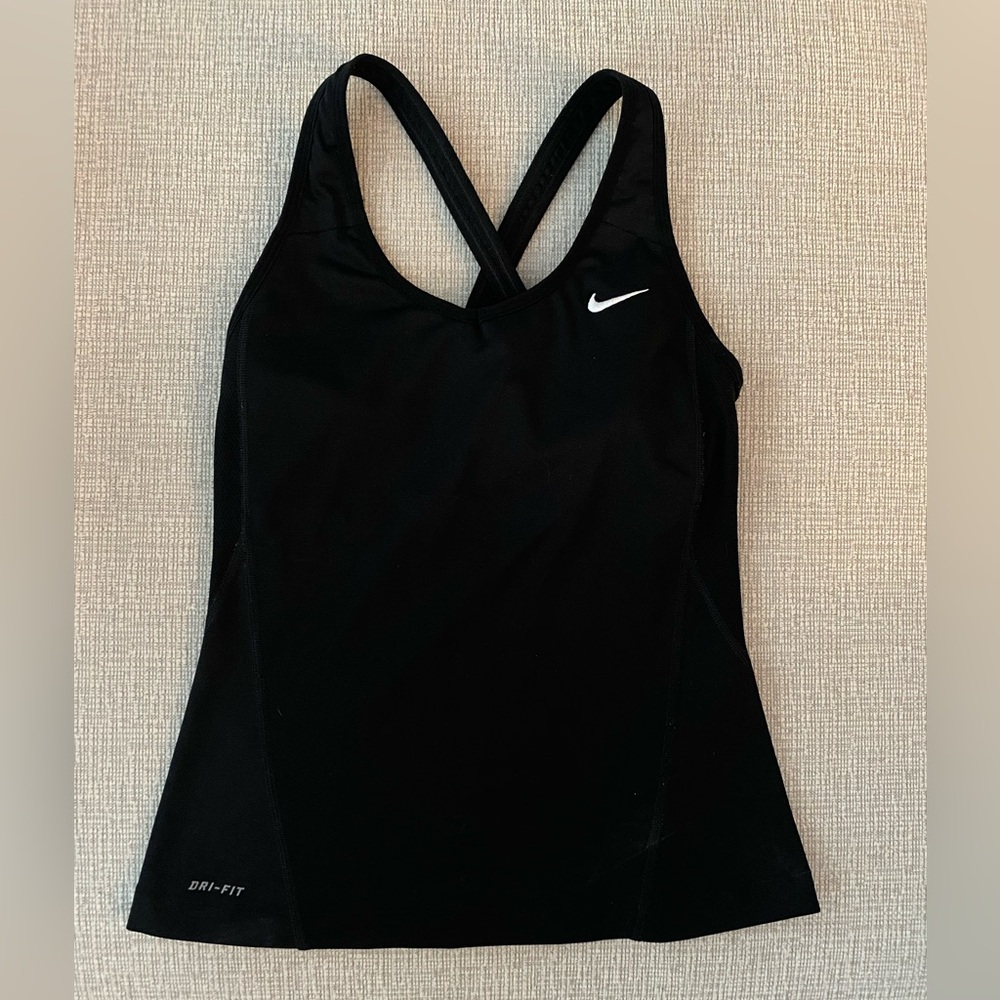 Women’s Nike dri-fit tank top size small
